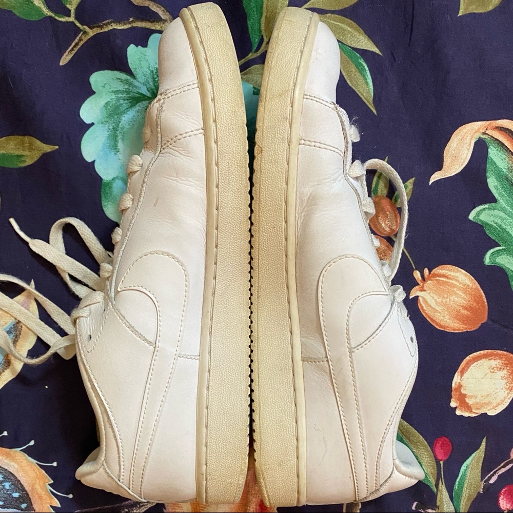🧢👟🎒NIKE LEATHER SNEAKERS🎒👟🧢